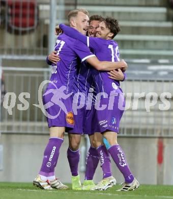 Fussball 2. Liga. SK Austria Klagenfurt gegen  Kapfenberger SV.  Torjubel Benjamin Hadzic, Oliver Markoutz, Simon Straudi (Klagenfurt). Klagenfurt, am 9.4.2021.
Foto: Kuess
www.qspictures.net
---
pressefotos, pressefotografie, kuess, qs, qspictures, sport, bild, bilder, bilddatenbank