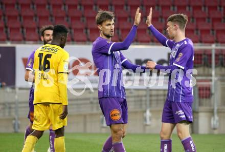 Fussball 2. Liga. SK Austria Klagenfurt gegen  Kapfenberger SV. Torjubel Thorsten Mahrer, Tim Maciejewski (Klagenfurt). Klagenfurt, am 9.4.2021.
Foto: Kuess
www.qspictures.net
---
pressefotos, pressefotografie, kuess, qs, qspictures, sport, bild, bilder, bilddatenbank