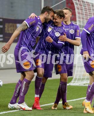 Fussball 2. Liga. SK Austria Klagenfurt gegen  Kapfenberger SV. Torjubel Markus Pink,  Alex Timossi Andersson, Fabio Markelic (Klagenfurt). Klagenfurt, am 9.4.2021.
Foto: Kuess
www.qspictures.net
---
pressefotos, pressefotografie, kuess, qs, qspictures, sport, bild, bilder, bilddatenbank