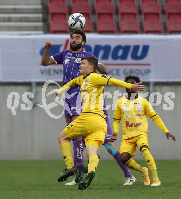 Fussball 2. Liga. SK Austria Klagenfurt gegen  Kapfenberger SV. Kosmas Gkezos, (Klagenfurt),  Marvin Hernaus   (Kapfenberger SV). Klagenfurt, am 9.4.2021.
Foto: Kuess
www.qspictures.net
---
pressefotos, pressefotografie, kuess, qs, qspictures, sport, bild, bilder, bilddatenbank
