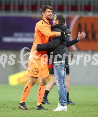 Fussball 2. Liga. SK Austria Klagenfurt gegen  Kapfenberger SV. Philip Menzel, Matthias Imhof (Klagenfurt). Klagenfurt, am 9.4.2021.
Foto: Kuess
www.qspictures.net
---
pressefotos, pressefotografie, kuess, qs, qspictures, sport, bild, bilder, bilddatenbank