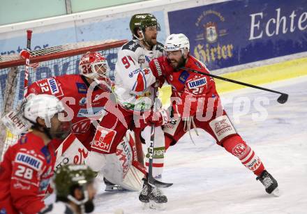 EBEL. Eishockey Bundesliga. KAC gegen	HCB Suedtirol Alperia. Dahm Sebastian, Strong Steven (KAC), Frank Daniel  (Bozen). Klagenfurt, am 13.4.2021.
Foto: Kuess
www.qspictures.net

---
pressefotos, pressefotografie, kuess, qs, qspictures, sport, bild, bilder, bilddatenbank