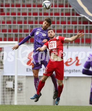 Fussball 2. Liga. SK Austria Klagenfurt gegen  Grazer AK 1902. Thorsten Mahrer,  (Klagenfurt),  Petar Zubak  (GAK). Klagenfurt, am 18.4.2021.
Foto: Kuess
www.qspictures.net
---
pressefotos, pressefotografie, kuess, qs, qspictures, sport, bild, bilder, bilddatenbank