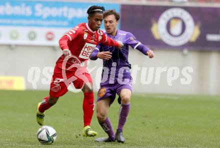 Fussball 2. Liga. SK Austria Klagenfurt gegen  Grazer AK 1902. Simon Straudi,  (Klagenfurt),  Reality Arase Asemota  (GAK). Klagenfurt, am 18.4.2021.
Foto: Kuess
www.qspictures.net
---
pressefotos, pressefotografie, kuess, qs, qspictures, sport, bild, bilder, bilddatenbank