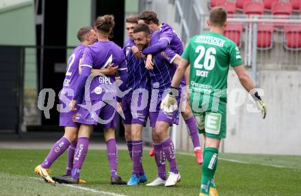 Fussball 2. Liga. SK Austria Klagenfurt gegen  Grazer AK 1902. Torjubel Christopher Cvetko, Fabio Markelic, Tim Maciejewski,  Markus Pink,  Alex Timossi  Andersson  (Klagenfurt). Klagenfurt, am 18.4.2021.
Foto: Kuess
www.qspictures.net
---
pressefotos, pressefotografie, kuess, qs, qspictures, sport, bild, bilder, bilddatenbank