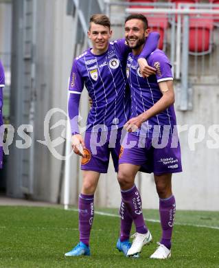 Fussball 2. Liga. SK Austria Klagenfurt gegen  Grazer AK 1902. Torjubel Tim Maciejewski,  Markus Pink (Klagenfurt). Klagenfurt, am 18.4.2021.
Foto: Kuess
www.qspictures.net
---
pressefotos, pressefotografie, kuess, qs, qspictures, sport, bild, bilder, bilddatenbank