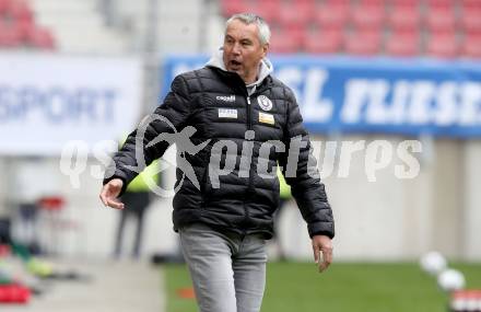 Fussball 2. Liga. SK Austria Klagenfurt gegen  Grazer AK 1902. Trainer Peter Pacult (Klagenfurt). Klagenfurt, am 18.4.2021.
Foto: Kuess
www.qspictures.net
---
pressefotos, pressefotografie, kuess, qs, qspictures, sport, bild, bilder, bilddatenbank