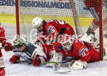 EBEL. Eishockey Bundesliga. KAC gegen	HCB Suedtirol Alperia. Daniel Obersteiner, Sebastian Dahm, (KAC),  Michael Halmo  (Bozen). Klagenfurt, am 18.4.2021.
Foto: Kuess
www.qspictures.net

---
pressefotos, pressefotografie, kuess, qs, qspictures, sport, bild, bilder, bilddatenbank