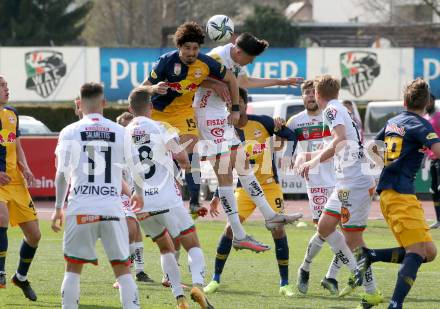 Fussball. Bundesliga. RZ Pellets WAC gegen FC Red Bull Salzburg. Tarek Muharemovic, (WAC), Andre Ramalho Silva  (Salzburg). Wolfsberg, am 25.4.2021.
Foto: Kuess
www.qspictures.net

---
pressefotos, pressefotografie, kuess, qs, qspictures, sport, bild, bilder, bilddatenbank