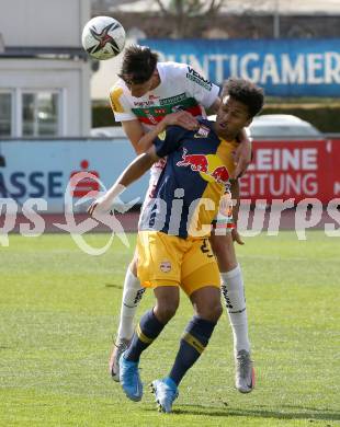 Fussball. Bundesliga. RZ Pellets WAC gegen FC Red Bull Salzburg. Tarek Muharemovic, (WAC), Karim Adeyemi  (Salzburg). Wolfsberg, am 25.4.2021.
Foto: Kuess
www.qspictures.net

---
pressefotos, pressefotografie, kuess, qs, qspictures, sport, bild, bilder, bilddatenbank