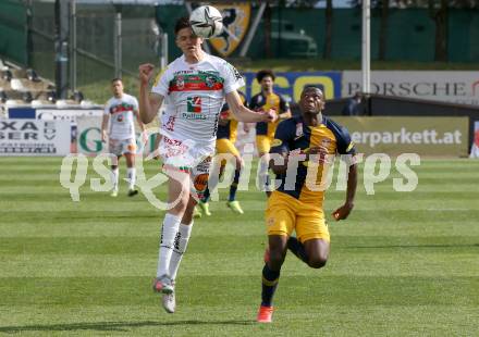 Fussball. Bundesliga. RZ Pellets WAC gegen FC Red Bull Salzburg. Tarik Muharemovic,  (WAC), Patson Daka (Salzburg). Wolfsberg, am 25.4.2021.
Foto: Kuess
www.qspictures.net

---
pressefotos, pressefotografie, kuess, qs, qspictures, sport, bild, bilder, bilddatenbank