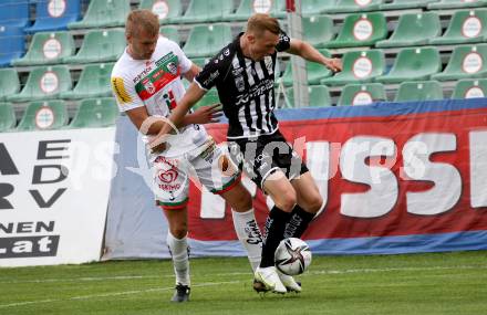Fussball. Bundesliga. RZ Pellets WAC gegen LASK. Gustav Niklas Henriksson, (WAC), Thomas Goiginger  (LASK). Wolfsberg, am 12.5.2021.
Foto: Kuess
www.qspictures.net

---
pressefotos, pressefotografie, kuess, qs, qspictures, sport, bild, bilder, bilddatenbank