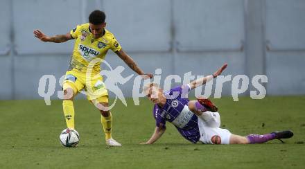 Fussball. Bundesliga Relegation. SK Austria Klagenfurt gegen St. Poelten.   Christopher Cvetko (Klagenfurt),  Michael Blauensteiner (St. Poelten). Klagenfurt, am 26.5.2021.
Foto: Kuess
www.qspictures.net
---
pressefotos, pressefotografie, kuess, qs, qspictures, sport, bild, bilder, bilddatenbank