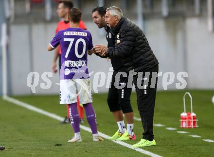 Fussball. Bundesliga Relegation. SK Austria Klagenfurt gegen St. Poelten.   Fabian Miesenboeck, Trainer Peter Pacult, Co-Trainer Sandro Zakany (Klagenfurt). Klagenfurt, am 26.5.2021.
Foto: Kuess
www.qspictures.net
---
pressefotos, pressefotografie, kuess, qs, qspictures, sport, bild, bilder, bilddatenbank