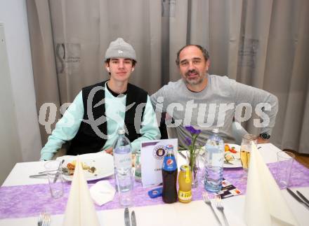 Fussball. Bundesliga Relegation. SK Austria Klagenfurt gegen St. Poelten.   VIP.   . Klagenfurt, am 26.5.2021.
Foto: Kuess
www.qspictures.net
---
pressefotos, pressefotografie, kuess, qs, qspictures, sport, bild, bilder, bilddatenbank