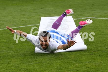 Fussball. Bundesliga Relegation. St. Poelten gegen SK Austria Klagenfurt .   Meisterjubel Austria Klagenfurt.  Maximiliano Moreira. Klagenfurt, am 29.5.2021.
Foto: Kuess
www.qspictures.net
---
pressefotos, pressefotografie, kuess, qs, qspictures, sport, bild, bilder, bilddatenbank