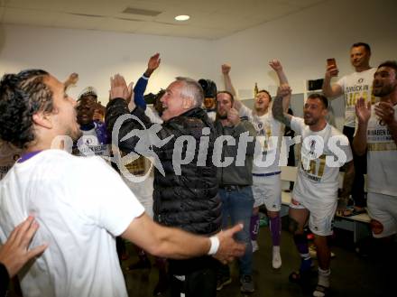 Fussball. Bundesliga Relegation. St. Poelten gegen SK Austria Klagenfurt .   Meisterjubel Austria Klagenfurt. Trainer Peter Pacult. Klagenfurt, am 29.5.2021.
Foto: Kuess
www.qspictures.net
---
pressefotos, pressefotografie, kuess, qs, qspictures, sport, bild, bilder, bilddatenbank