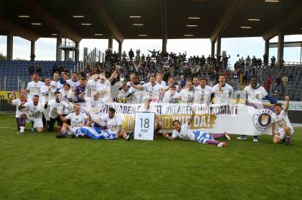 Fussball. Bundesliga Relegation. St. Poelten gegen SK Austria Klagenfurt .   Meisterjubel Austria Klagenfurt. Klagenfurt, am 29.5.2021.
Foto: Kuess
www.qspictures.net
---
pressefotos, pressefotografie, kuess, qs, qspictures, sport, bild, bilder, bilddatenbank
