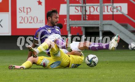 Fussball. Bundesliga Relegation. St. Poelten gegen SK Austria Klagenfurt .   Dor Hugy, (St. Poelten),  Markus Pink  (Klagenfurt). Klagenfurt, am 29.5.2021.
Foto: Kuess
www.qspictures.net
---
pressefotos, pressefotografie, kuess, qs, qspictures, sport, bild, bilder, bilddatenbank