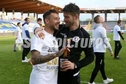 Fussball. Bundesliga Relegation. St. Poelten gegen SK Austria Klagenfurt .   Meisterjubel Austria Klagenfurt.  Philipp Huetter, Manuel Trattnig. Klagenfurt, am 29.5.2021.
Foto: Kuess
www.qspictures.net
---
pressefotos, pressefotografie, kuess, qs, qspictures, sport, bild, bilder, bilddatenbank