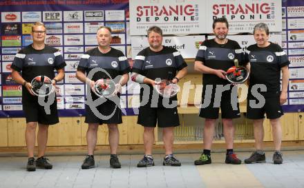 Stocksport. EV Rottendorf gegen EV Angerberg.  Markus Wallner, Andreas Spendier, Guenther Stranig, Horst Stranig, Siegfried Stranig, (Rottendorf). Oberglan, am 5.6.2021.
Foto: Kuess
www.qspictures.net
---
pressefotos, pressefotografie, kuess, qs, qspictures, sport, bild, bilder, bilddatenbank