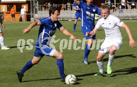 Fussball Kaerntner Liga. SAK gegen Treibach.  Toni Dullnig (SAK),   David Armin Hude (Treibach). KLagenfurt, am 26.6.2021.
Foto: Kuess
---
pressefotos, pressefotografie, kuess, qs, qspictures, sport, bild, bilder, bilddatenbank