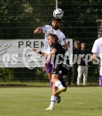 Fussball Testspiel. ASK gegen SK Austria Klagenfurt. Lukas Lausegger (ASK),  Kosmas Gkezos (Austria Klagenfurt). Klagenfurt, am 2.7.2021.
Foto: Kuess
---
pressefotos, pressefotografie, kuess, qs, qspictures, sport, bild, bilder, bilddatenbank