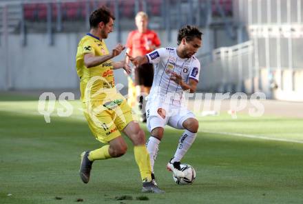 Fussball. Bundesliga. Trainingsspiel.  Austria Klagenfurt gegen SV Licht-Loidl Lafnitz. Maximiliano Moreira Romero  (Klagenfurt),  Philipp Wendler (Lafnitz). Klagenfurt, am 9.7.2021.
Foto: Kuess
www.qspictures.net
---
pressefotos, pressefotografie, kuess, qs, qspictures, sport, bild, bilder, bilddatenbank