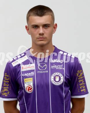 Fussball. Bundesliga. Austria Klagenfurt. Mannschaftsfototermin. Portrait.  Luca Grillemeier. Klagenfurt, am 8.7.2021.
Foto: Kuess
www.qspictures.net
---
pressefotos, pressefotografie, kuess, qs, qspictures, sport, bild, bilder, bilddatenbank