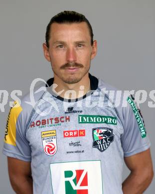 Fussball. Bundesliga. WAC. Mannschaftsfototermin. Portrait.  Christopher Wernitznig. Wolfsberg, am 7.7.2021.
Foto: Kuess
www.qspictures.net
---
pressefotos, pressefotografie, kuess, qs, qspictures, sport, bild, bilder, bilddatenbank