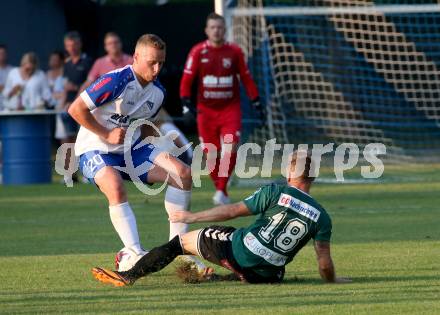 Fussball Regionalliga. SK Treibach gegen Ried Amateure (Junge Wikinger Ried). Manuel Primusch  (Treibach),  Manuel Kerhe (Ried), Treibach, am 23.7.2021.
Foto: Kuess
---
pressefotos, pressefotografie, kuess, qs, qspictures, sport, bild, bilder, bilddatenbank