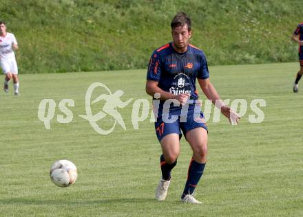Fussball Kaerntner Liga. Maria Saal gegen Kraig.  Alexander Johannes Kampitsch  (Kraig). Maria Saal, am 24.7.2021.
Foto: Kuess
---
pressefotos, pressefotografie, kuess, qs, qspictures, sport, bild, bilder, bilddatenbank