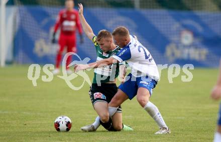 Fussball Regionalliga. SK Treibach gegen Ried Amateure (Junge Wikinger Ried).  Manuel Primusch (Treibach),  Lukas Schlosser (Ried), Treibach, am 23.7.2021.
Foto: Kuess
---
pressefotos, pressefotografie, kuess, qs, qspictures, sport, bild, bilder, bilddatenbank
