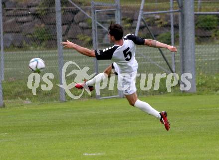 Fussball 1. Klasse B. Kleinkirchheim gegen Velden.  Roland Putsche  (Velden). Kleinkirchheim, am 25.7.2021.
Foto: Kuess
---
pressefotos, pressefotografie, kuess, qs, qspictures, sport, bild, bilder, bilddatenbank