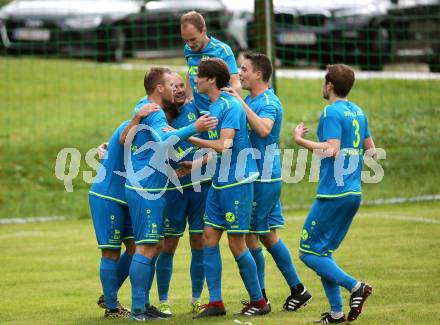 Fussball. Unterliga Ost. Sele Zell gegen Eisenkappel.  Torjubel Anze Jelar, Mathias Christian Pegrin, Miran Kelih, Gabriel Gregorn,  Simon Rustia,  (Sele Zell). Sele Zell, am 1.8.2021.
Foto: Kuess
www.qspictures.net
---
pressefotos, pressefotografie, kuess, qs, qspictures, sport, bild, bilder, bilddatenbank