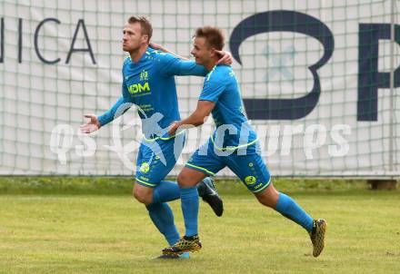 Fussball. Unterliga Ost. Sele Zell gegen Eisenkappel.  Torjubel Anze Jelar, Mathias Christian Pegrin,  (Sele Zell). Sele Zell, am 1.8.2021.
Foto: Kuess
www.qspictures.net
---
pressefotos, pressefotografie, kuess, qs, qspictures, sport, bild, bilder, bilddatenbank
