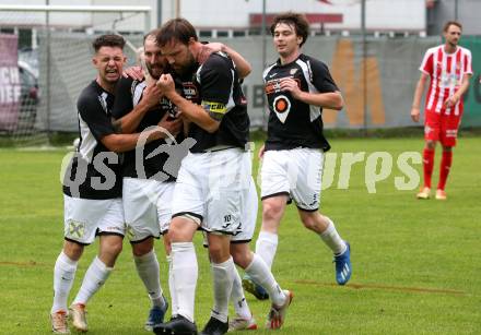 Fussball. Karntner Liga. Gmuend gegen KAC 1909.  Torjubel Peter Wettengel, Andreas Marco Allmayer, Udo Gasser (Gmuend),   (KAC). Gmuend, 31.7.2021.
Foto: Kuess
---
pressefotos, pressefotografie, kuess, qs, qspictures, sport, bild, bilder, bilddatenbank