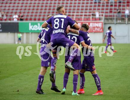 Fussball. Bundesliga. SK Austria Klagenfurt gegen TSV Hartberg.  Torjubel  Florian Rieder, Alex Timossi Andersson, Christopher Brian Cvetko, Turgay Gemicibasi (Klagenfurt). Klagenfurt, am 7.8.2021.
Foto: Kuess
www.qspictures.net
---
pressefotos, pressefotografie, kuess, qs, qspictures, sport, bild, bilder, bilddatenbank