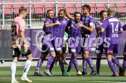 Fussball. Bundesliga. SK Austria Klagenfurt gegen TSV Hartberg.   Torjubel Turgay Gemicibasi, Markus Pink, Philipp Huetter, Thorsten Mahrer (Klagenfurt). Klagenfurt, am 7.8.2021.
Foto: Kuess
www.qspictures.net
---
pressefotos, pressefotografie, kuess, qs, qspictures, sport, bild, bilder, bilddatenbank