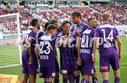 Fussball. Bundesliga. SK Austria Klagenfurt gegen TSV Hartberg.   Torjubel  Alex Timossi Andersson, Florian Rieder, Christopher Brian Cvetko, Markus Pink, Turgay Gemicibasi (Klagenfurt). Klagenfurt, am 7.8.2021.
Foto: Kuess
www.qspictures.net
---
pressefotos, pressefotografie, kuess, qs, qspictures, sport, bild, bilder, bilddatenbank