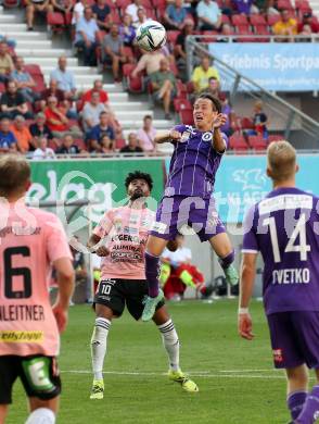 Fussball. Bundesliga. SK Austria Klagenfurt gegen TSV Hartberg.   Alex Timossi Andersson (Klagenfurt), Noel Niemann (Hartberg). Klagenfurt, am 7.8.2021.
Foto: Kuess
www.qspictures.net
---
pressefotos, pressefotografie, kuess, qs, qspictures, sport, bild, bilder, bilddatenbank