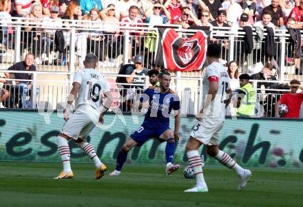 Fussball. Testspiel. Real Madrid gegen AC Milan. Gareth Bale (Real Madrid), Romagnoli Alessio, Hernandez Theo (AC Milan). Klagenfurt Woerthersee Stadion, am 8.8.2021.
Foto: Kuess
www.qspictures.net
---
pressefotos, pressefotografie, kuess, qs, qspictures, sport, bild, bilder, bilddatenbank