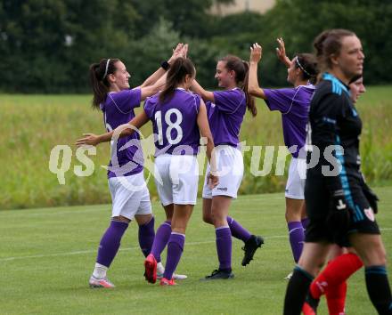 Frauenfussball. Kaerntner Frauen Liga. SK Austria Klagenfurt gegen SG ATUS Ferlach/DSG Ferlach. Torjubel   (Klagenfurt). Koettmannsdorf, am 8.8.2021.
Foto: Kuess
www.qspictures.net
---
pressefotos, pressefotografie, kuess, qs, qspictures, sport, bild, bilder, bilddatenbank