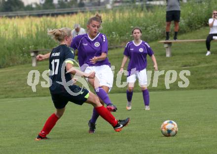 Frauenfussball. Kaerntner Frauen Liga. SK Austria Klagenfurt gegen SG ATUS Ferlach/DSG Ferlach. Alina-Marie Vaschauner  (Klagenfurt), Tina Pflanzl (SG ATUS Ferlach/DSG Ferlach). Koettmannsdorf, am 8.8.2021.
Foto: Kuess
www.qspictures.net
---
pressefotos, pressefotografie, kuess, qs, qspictures, sport, bild, bilder, bilddatenbank