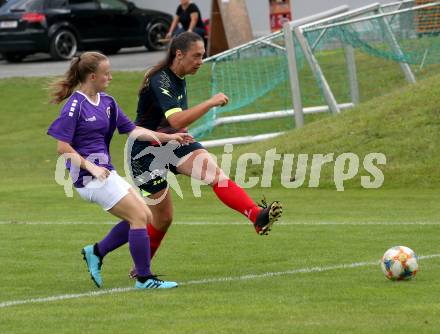 Frauenfussball. Kaerntner Frauen Liga. SK Austria Klagenfurt gegen SG ATUS Ferlach/DSG Ferlach.  Angelina Doris Prucknig (Klagenfurt), Sonja Verena Kosnjek (SG ATUS Ferlach/DSG Ferlach). Koettmannsdorf, am 8.8.2021.
Foto: Kuess
www.qspictures.net
---
pressefotos, pressefotografie, kuess, qs, qspictures, sport, bild, bilder, bilddatenbank