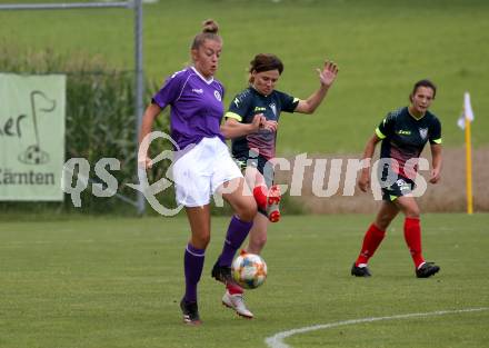 Frauenfussball. Kaerntner Frauen Liga. SK Austria Klagenfurt gegen SG ATUS Ferlach/DSG Ferlach. Alina-Marie Vaschauner  (Klagenfurt), Yvonne Tamegger (SG ATUS Ferlach/DSG Ferlach). Koettmannsdorf, am 8.8.2021.
Foto: Kuess
www.qspictures.net
---
pressefotos, pressefotografie, kuess, qs, qspictures, sport, bild, bilder, bilddatenbank