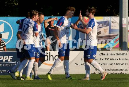 Fussball. Regionallliga. Treibach gegen ATSV Stadl-Paura.  Torjubel Vahid Muharemovic, Bernhard Walzl, Fabian Christian Gangl, Philipp HÃ¶berl, (Treibach). Treibach, am 10.8.2021.
Foto: Kuess
www.qspictures.net
---
pressefotos, pressefotografie, kuess, qs, qspictures, sport, bild, bilder, bilddatenbank