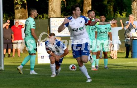 Fussball. Regionallliga. Treibach gegen ATSV Stadl-Paura.  Torjubel   Hanno Ulrich Wachernig  (Treibach). Treibach, am 10.8.2021.
Foto: Kuess
www.qspictures.net
---
pressefotos, pressefotografie, kuess, qs, qspictures, sport, bild, bilder, bilddatenbank