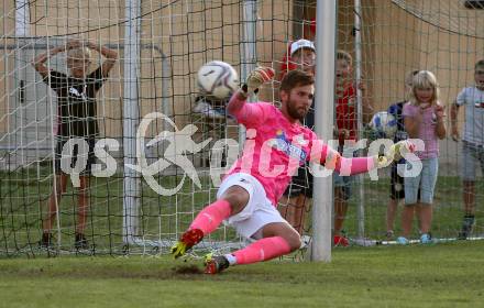 Fussball Kaerntner Liga. Bleiburg gegen St. Michael/Bl..  Thomas PÃ¶k  (Bleiburg). Bleiburg, am 14.8.2021.
Foto: Kuess
---
pressefotos, pressefotografie, kuess, qs, qspictures, sport, bild, bilder, bilddatenbank