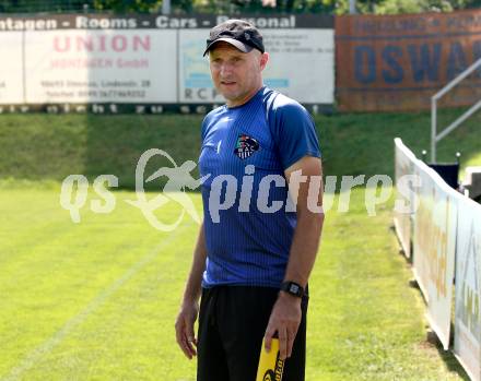 Fussball Regionalliga. WAC Amateure gegen FC Gleisdorf 09. Trainer Harald Tatschl  (WAC). St. Andrae, am 14.8.2021.
Foto: Kuess
---
pressefotos, pressefotografie, kuess, qs, qspictures, sport, bild, bilder, bilddatenbank